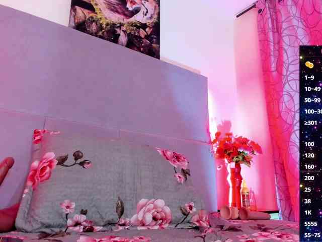 barbie-devon bongacams live cam model