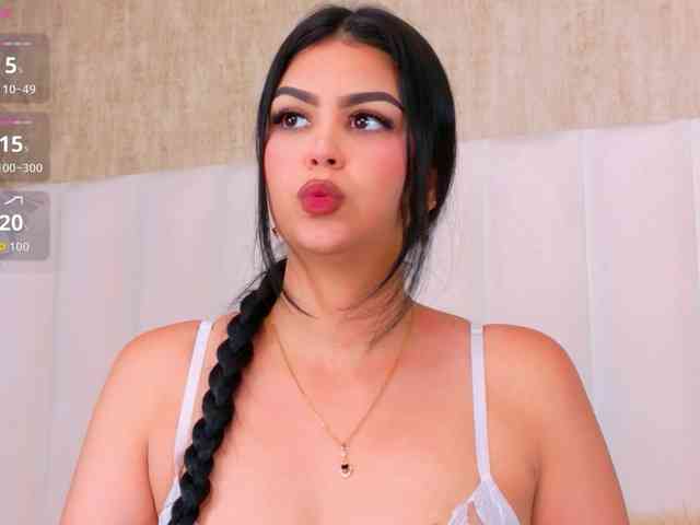 EmilyBills bongacams live cam model