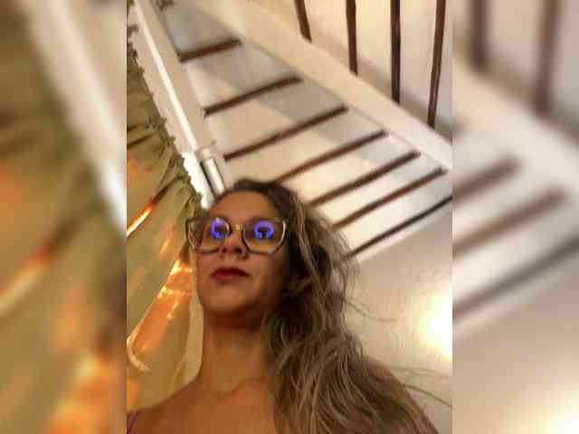 patyandal bongacams live cam model