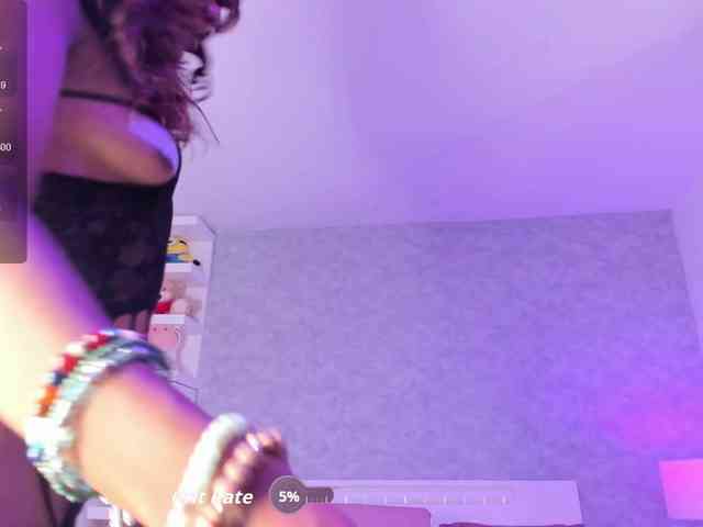 ElarisBlake bongacams live cam model