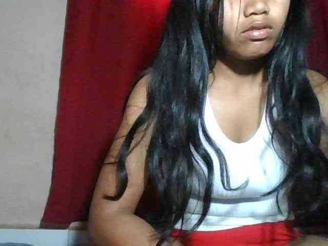 Keziah34 bongacams live cam model
