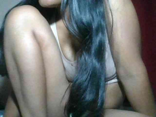 Keziah34 bongacams live cam model