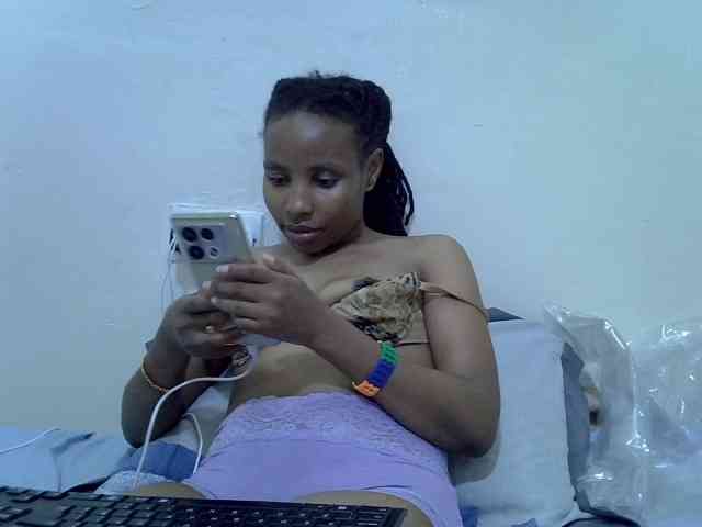 Beautyjaya3 bongacams live cam model