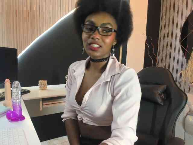 Ashazuri bongacams live cam model