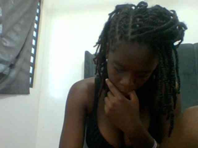 Chocolateaa bongacams live cam model