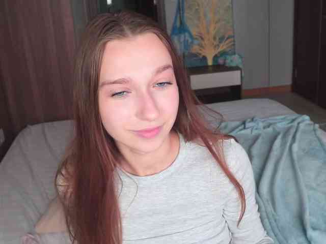 alisaa01 bongacams live cam model