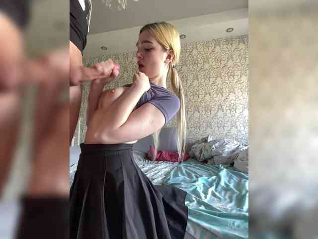 MilanaMike1 bongacams live cam model