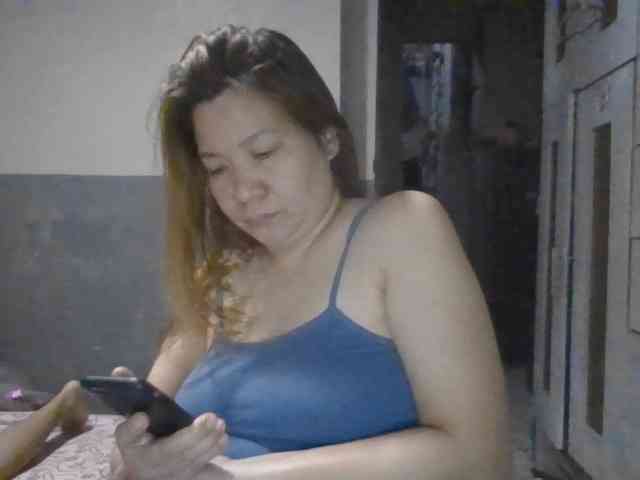 Shaylicious bongacams live cam model
