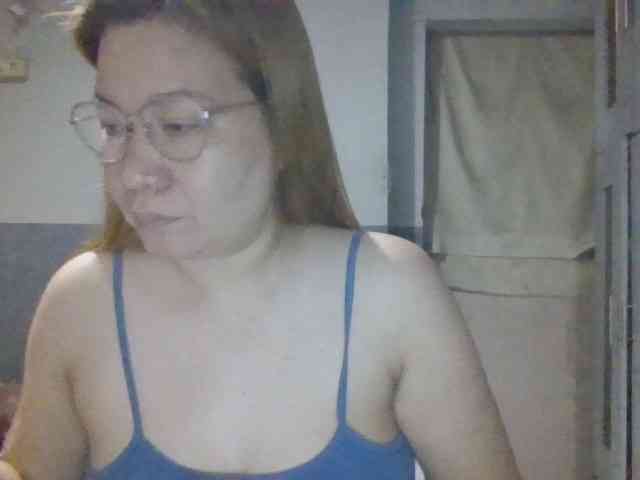 Shaylicious bongacams live cam model