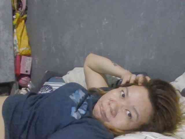 Shaylicious bongacams live cam model