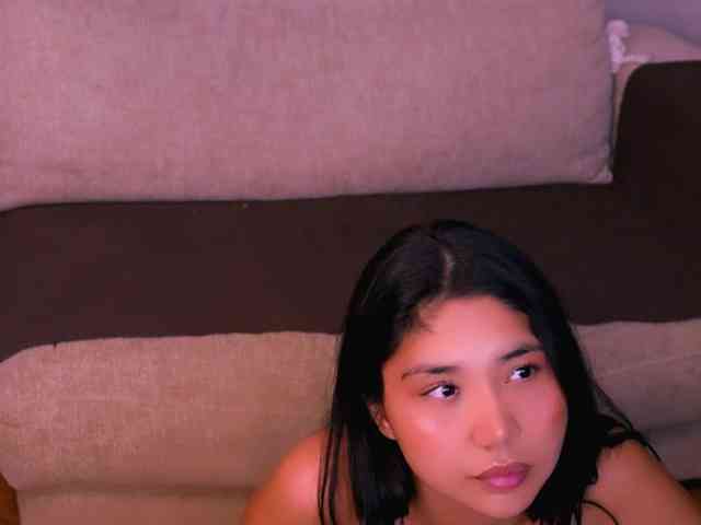 MiaBlisshere1 bongacams live cam model