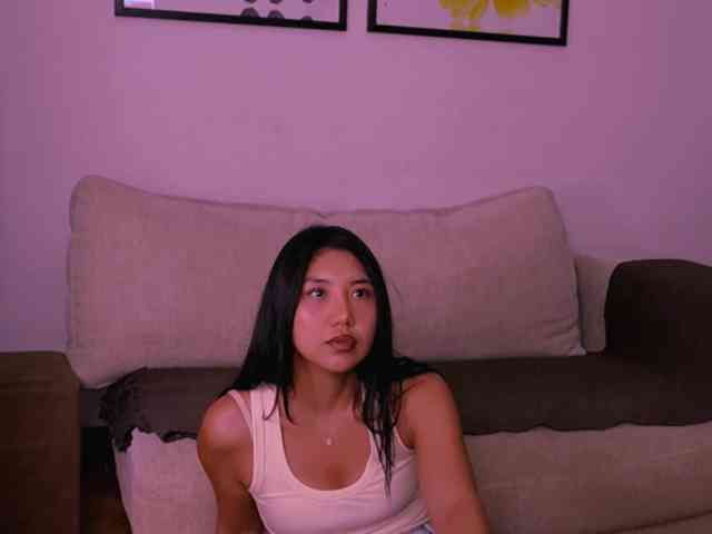 MiaBlisshere1 bongacams live cam model