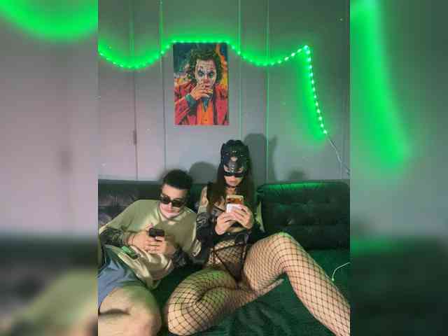 DirtyAnimalsks bongacams live cam model