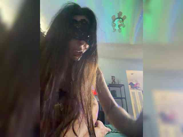 DirtyAnimalsks bongacams live cam model