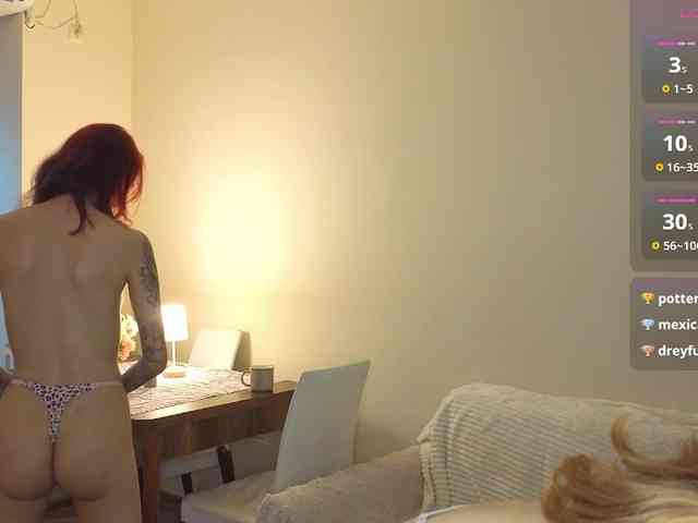 BabyGolly bongacams live cam model