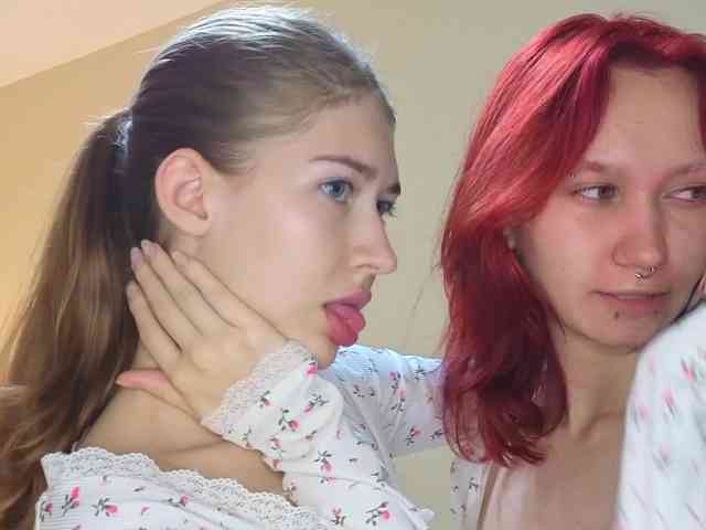 BabyGolly bongacams live cam model