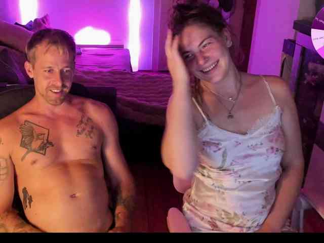 Lumivex66 bongacams live cam model