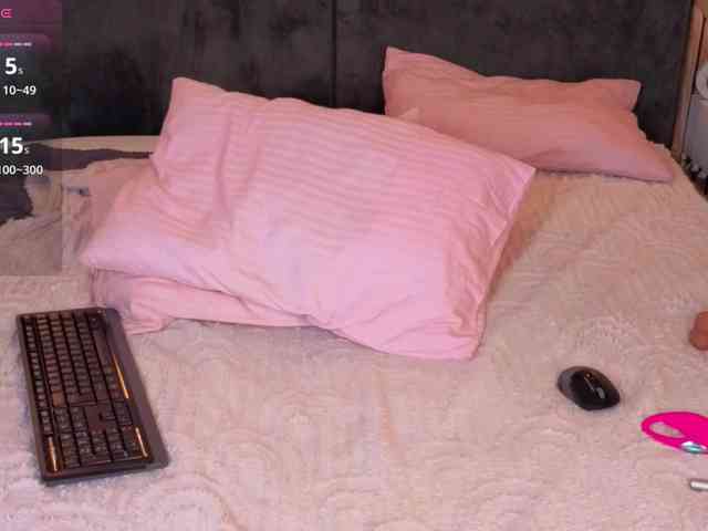 Debra-Wade bongacams live cam model