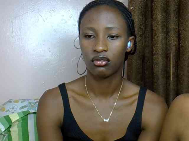Sexy-adana bongacams live cam model