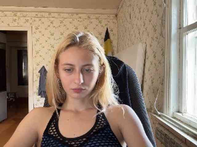 LavadaMalle bongacams live cam model