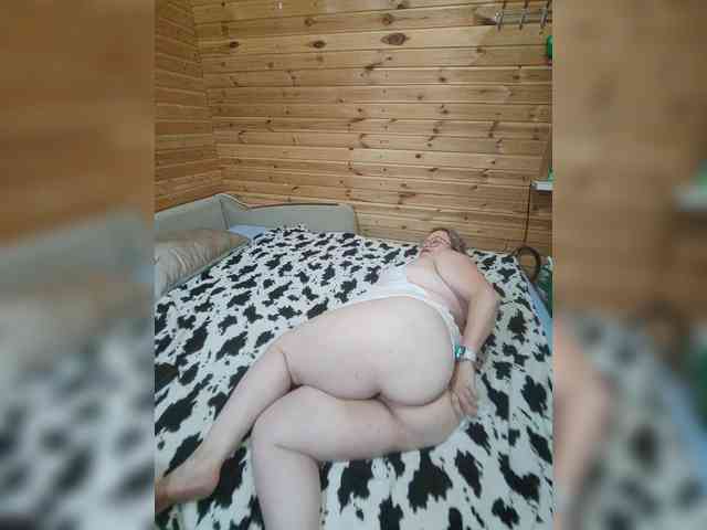 MilenaVelvet bongacams live cam model