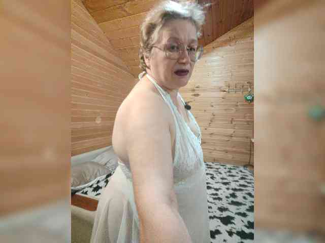 MilenaVelvet bongacams live cam model