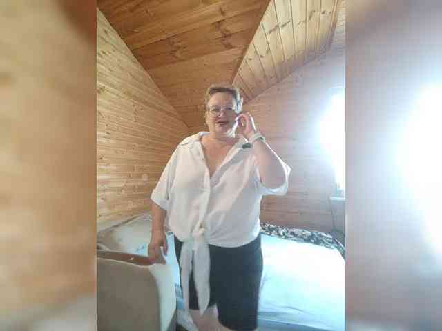 MilenaVelvet bongacams live cam model