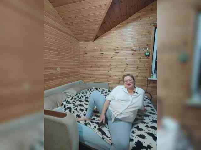 MilenaVelvet bongacams live cam model