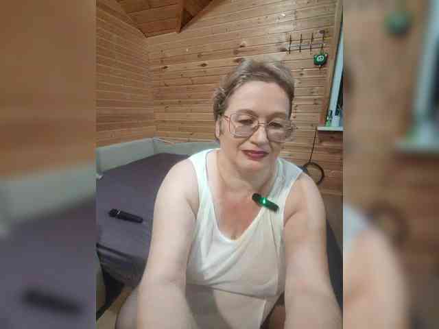 MilenaVelvet bongacams live cam model