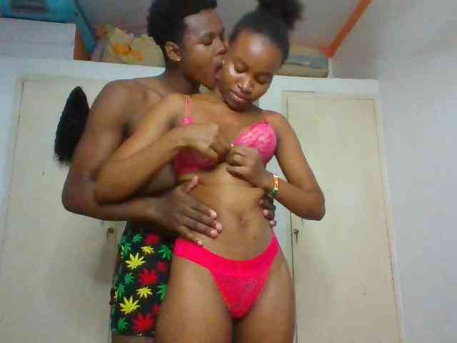 MNastycouple bongacams live cam model