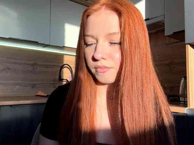 LyndseyShinkle bongacams live cam model