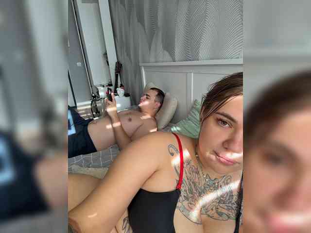 Ebiki bongacams live cam model