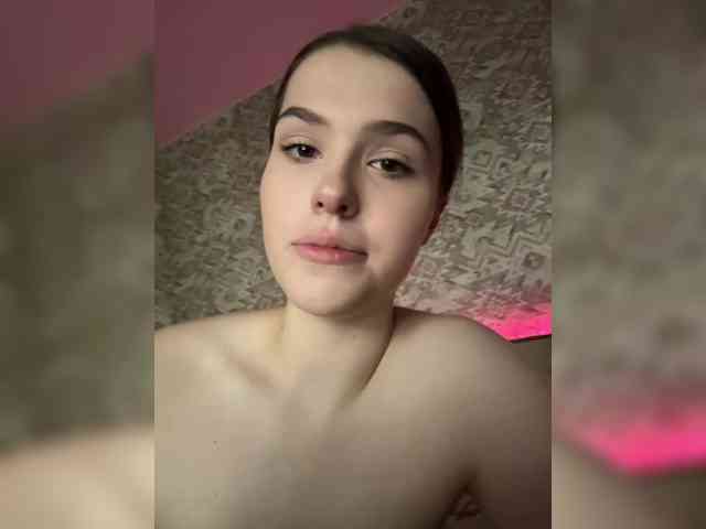 Yanchs bongacams live cam model