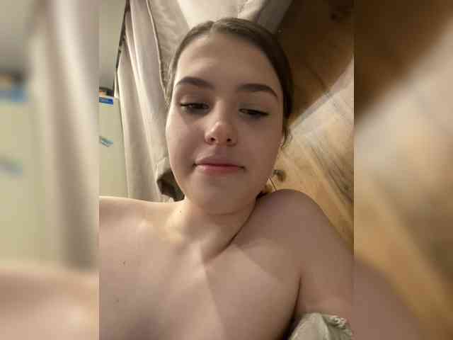 Yanchs bongacams live cam model