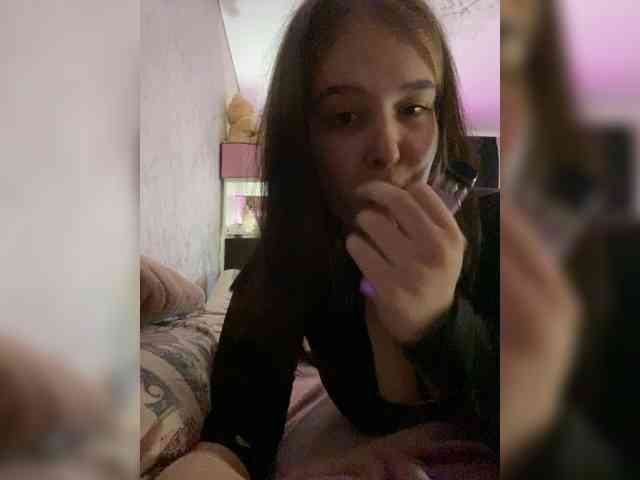 LinbergLin bongacams live cam model