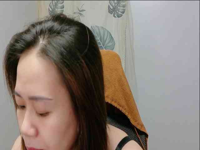Myhotsex69 bongacams live cam model