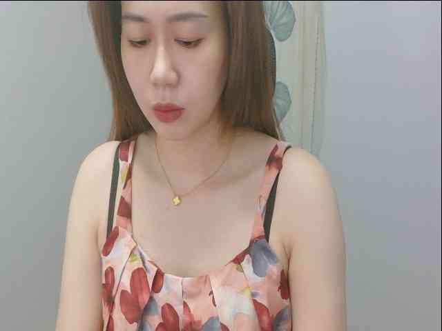 Myhotsex69 bongacams live cam model