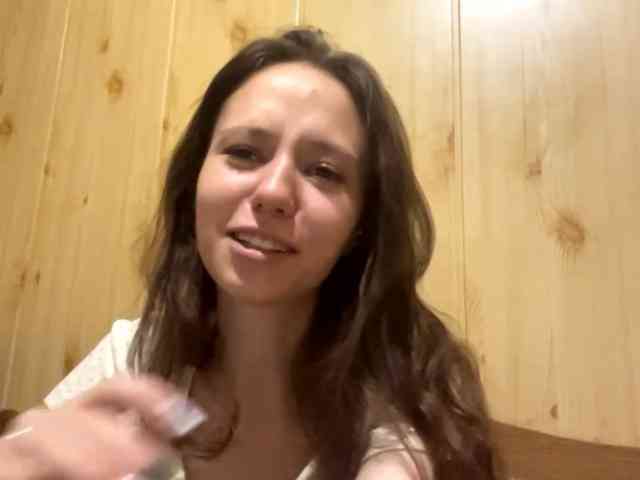 JazminKulju bongacams live cam model