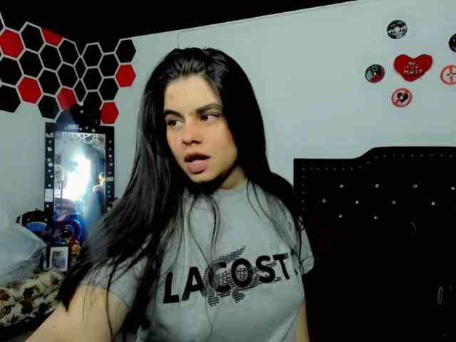 maddison-ivannova bongacams live cam model