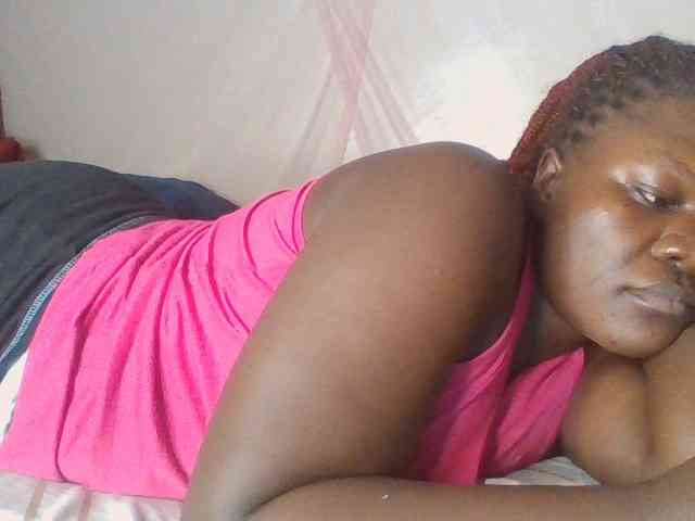 prettybree88 bongacams live cam model