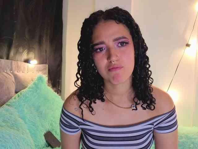 gema-n-aria bongacams live cam model