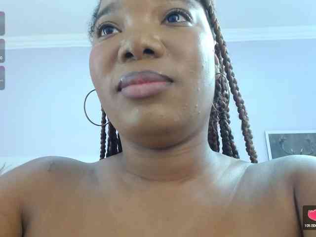 Kimaralion bongacams live cam model
