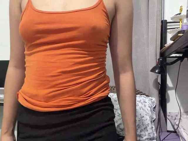 EdrisDimeglio bongacams live cam model