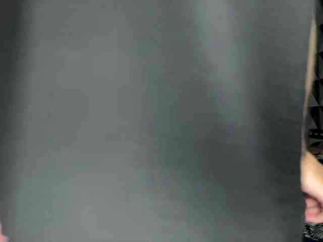 GoldenNight40 bongacams live cam model