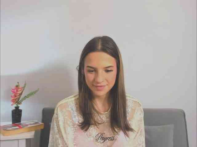 HarperDelicate bongacams live cam model