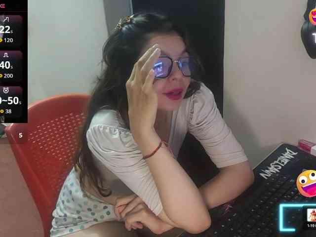 Zeldaprincess77 bongacams live cam model