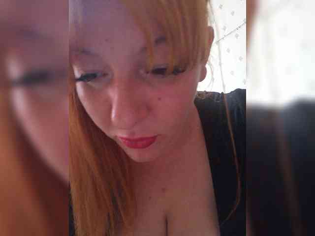 Elijah95 bongacams live cam model