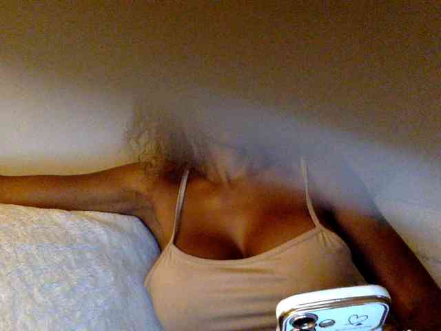 juicylala bongacams live cam model