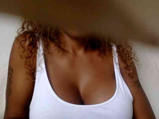 juicylala bongacams live cam model