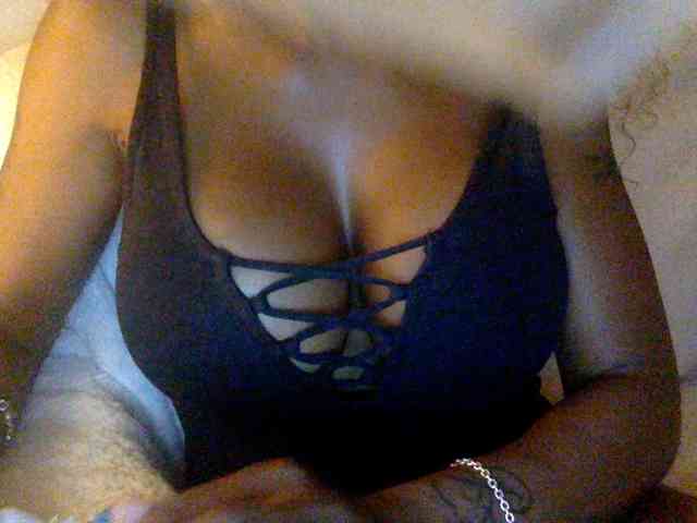 juicylala bongacams live cam model